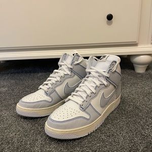 Women’s Nike High top dunk 1985